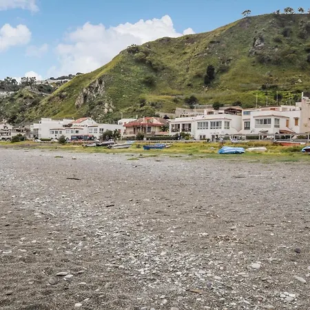 Cozy In Messina With House Sea View Briga Marina